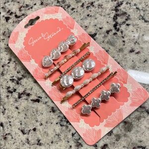 Pearl Hair Clip Set of 6 NWT